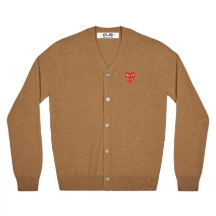 PLAY MENS CARDIGAN WITH RED (BROWN) HEART FAMILY