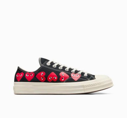 MULTI CONERSE HEARTS LOW BLACK TOP